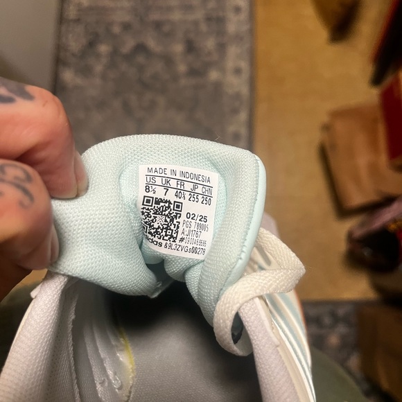 Adidas Women's White and Light Blue Sneakers - Picture 7 of 7